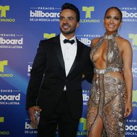 Luis Fonsi y Jennifer Lopez en los Billboard Latinos 2017