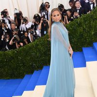 Jennifer Lopez en la Gala MET 2017