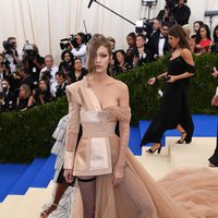 Gigi Hadid en la Gala MET 2017