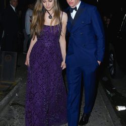 Hannah Bagshawe y Eddie Redmayne en la afterparty del MET 2017