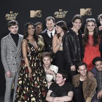 El elenco de 'Por trece razones' en los MTV Movie Awards 2017