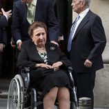 La Infanta Margarita con Carlos Zurita tras recibir la Medalla de Oro de la Real Academia Nacional de Medicina