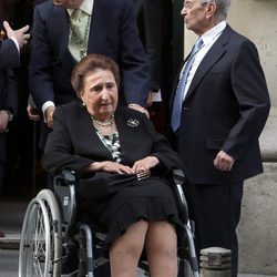 La Infanta Margarita con Carlos Zurita tras recibir la Medalla de Oro de la Real Academia Nacional de Medicina