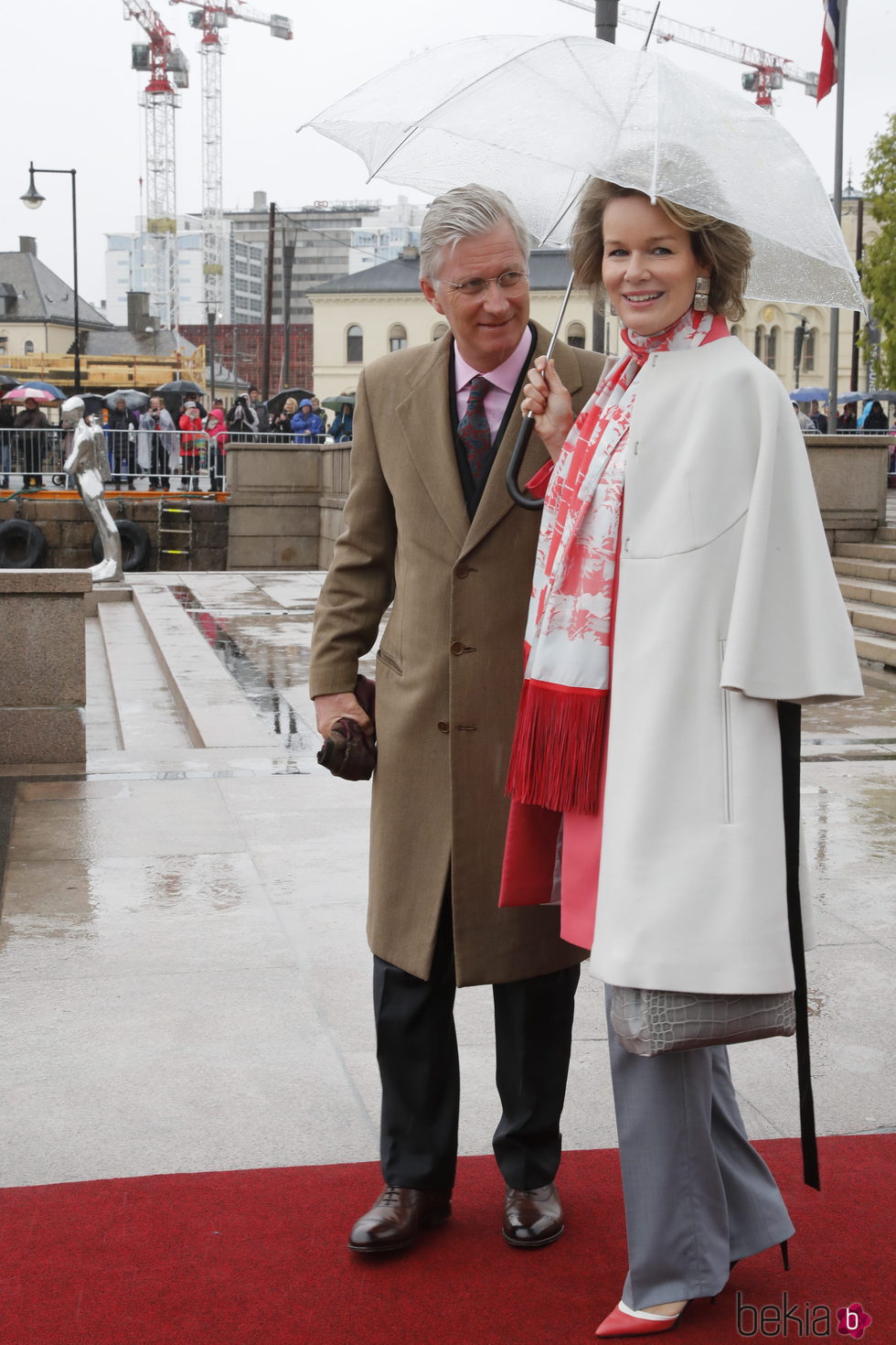 El Rey Felipe y la Reina Matilde de Bélgica en el 80 cumpleaños de Harald y Sonia de Noruega