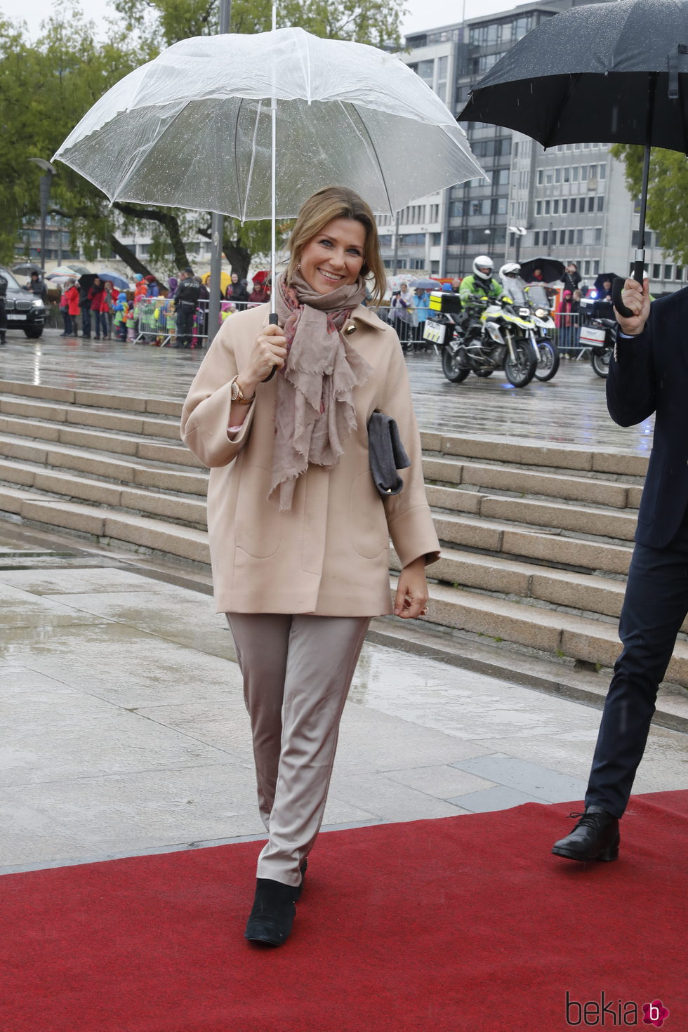 La princesa Marta Luisa de Noruega en el 80 cumpleaños de Harald y Sonia de Noruega