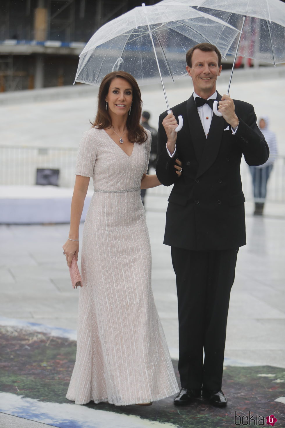 Joaquín y Marie de Dinamarca en la cena en honor a los Reyes de Noruega por su 80 cumpleaños