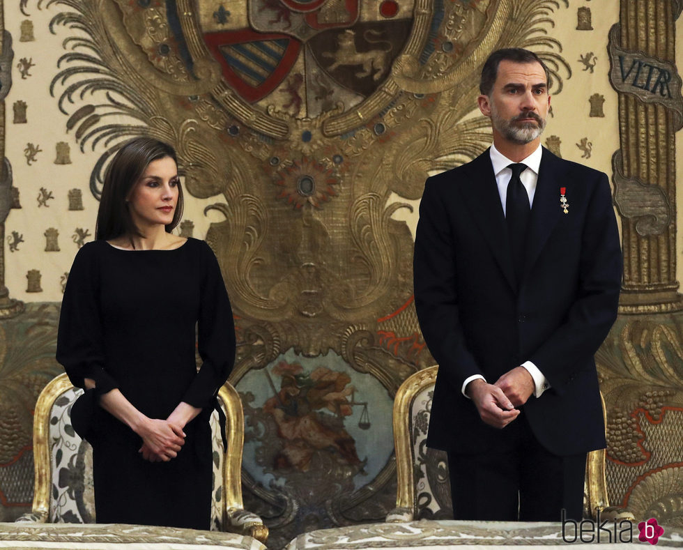 Los Reyes Felipe y Letizia en el funeral de Alicia de Borbón-Parma