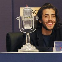 Primera rueda de prensa de Salvador Sobral tras convertirse en ganador de Eurovisión 2017