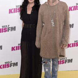 Aaron Carter y su pareja en el Festival Wango Tango 2017