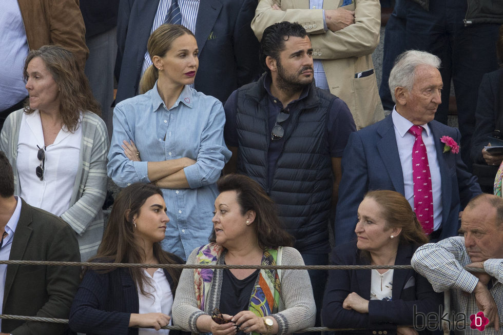 Carola Baleztena y Emiliano Suárez en la corrida de toros del día de San Isidro 2017