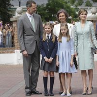 La Familia Real en la Comunión de la Infanta Sofía