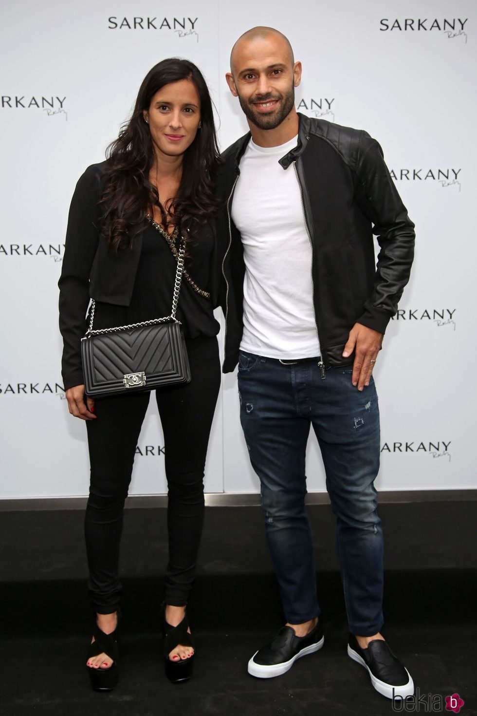 Fernanda Morello y Javier Mascherano en la inauguración de la tienda de Antonella Roccuzzo y Sofía Balbi