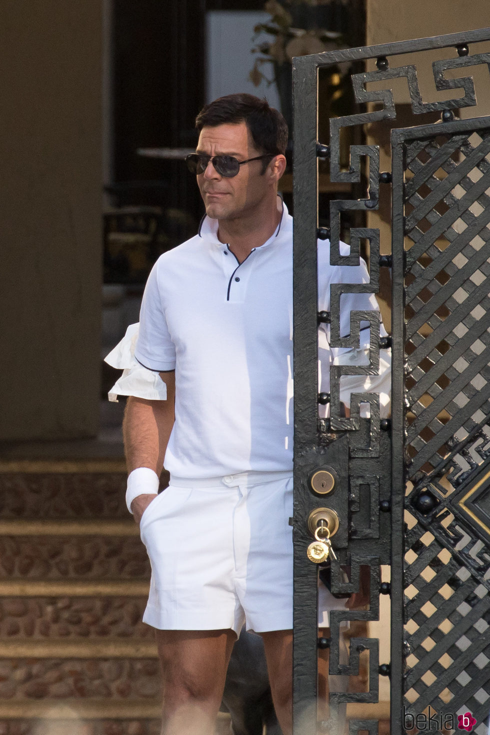 Ricky Martin vestido como Antonio D'Amico para 'American Crime Story'