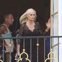 Penélope Cruz vestida como Donatella Versace