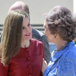 La Reina Letizia, muy cariñosa con la Reina Sofía en el 40 aniversario de la Fundación Reina Sofía