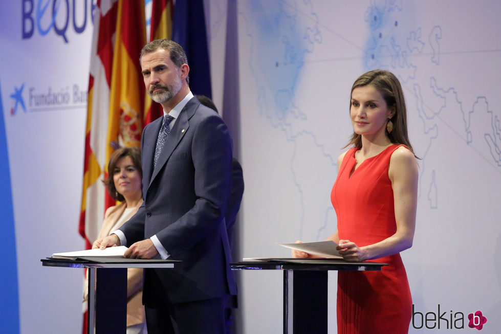 Los Reyes Felipe y Letizia entregan las becas 'la Caixa' en Barcelona