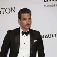 Jon Kortajarena en la Gala amfAR del Festival de Cannes 2017