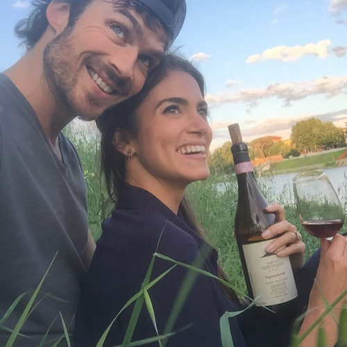 Ian Somerhalder y Nikki Reed celebrando el cumpleaños de ella