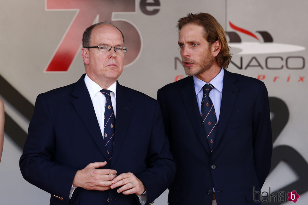 Andrea Casiraghi con el Príncipe Alberto de Mónaco en el GP de Mónaco 2017