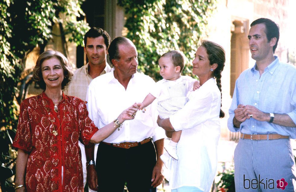 Los Reyes Juan Carlos y Sofía, el Rey Felipe, la Infanta Elena, Jaime de Marichalar y Froilán en Mallorca