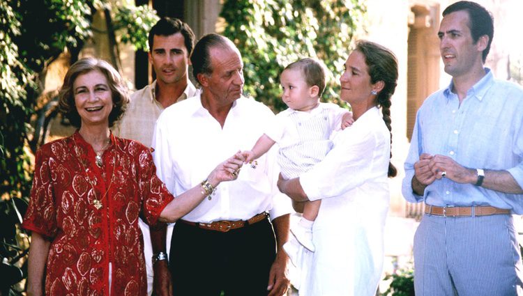 Los Reyes Juan Carlos y Sofía, el Rey Felipe, la Infanta Elena, Jaime de Marichalar y Froilán en Mallorca