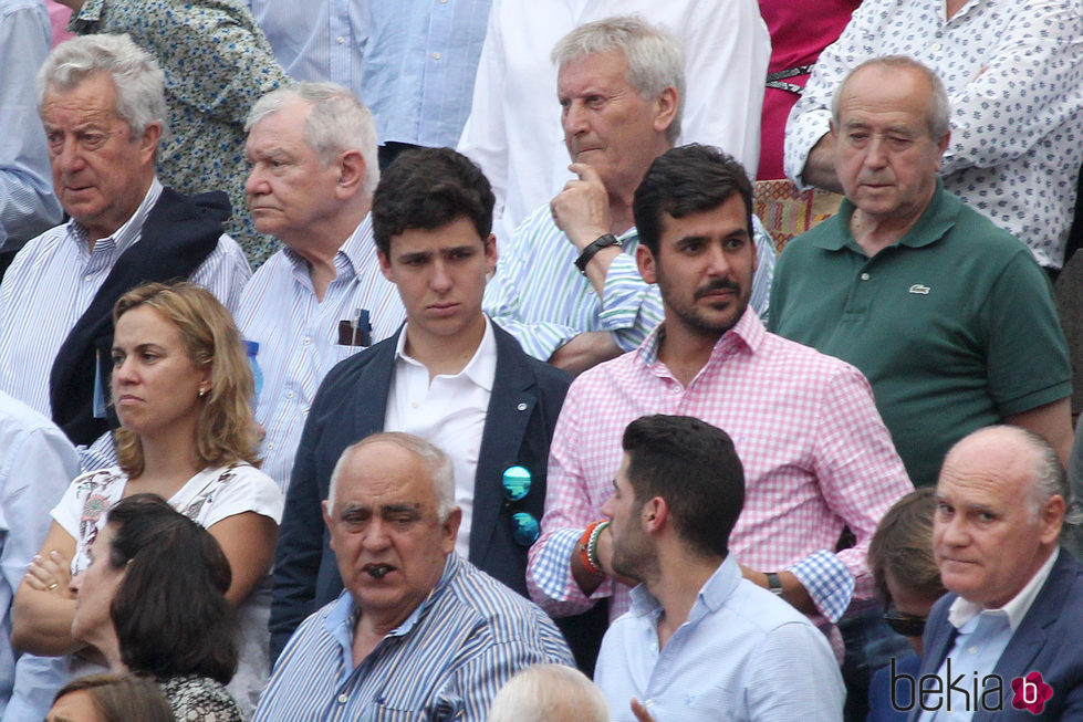 Froilán en los toros a pocos metros del Rey Juan Carlos