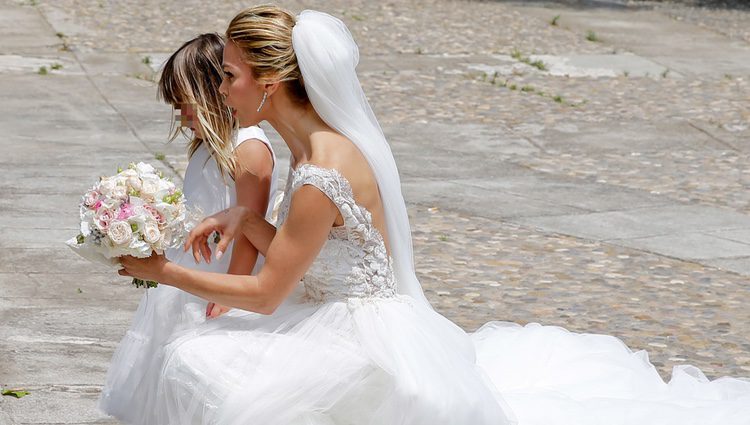 Yolanda Cardona con su hija VeraValdés el día de su boda