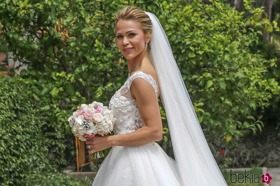 Yolanda Cardona vestida de novia el día de su boda