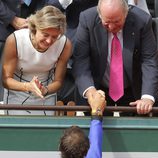 El Rey Juan Carlos felicitando a Rafa Nadal tras ganar Roland Garros 2017