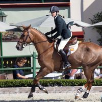 La Infanta Elena montando a caballo en Estepona