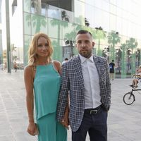 Jordi Aba y Romarey Ventura en la fiesta preboda de Bartra y Melissa Jiménez