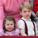 El Príncipe Jorge y la Princesa Carlota en la tradicional Trooping The Colour