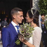 La mirada cómplice entre Lucas Vázquez y Macarena Rodríguez el día de su boda