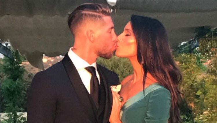 Pilar Rubio y Sergio Ramos en la boda de Lucas Vázquez