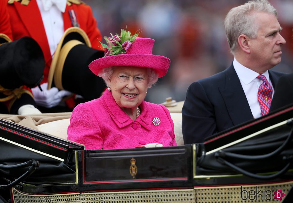 La Reina Isabel y el Duque de York en Ascot 2017