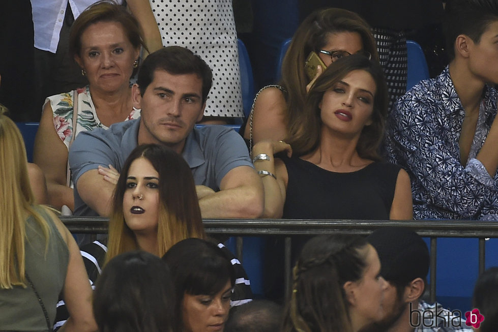 Sara Carbonero e Iker Casillas en el concierto 'Más es Más'