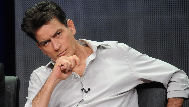 Charlie Sheen en la serie 'Terapia con Charlie'