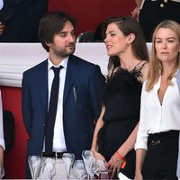 Carlota Casiraghi y Dimitri Rassam junto a Marta Ortega y Carlos Torretta en el concurso de saltos de Mónaco 2017