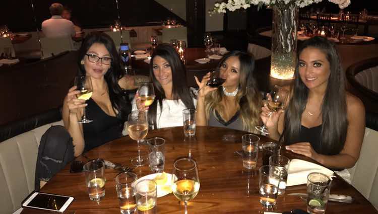 Snooki, Sammy Sweetheart, JWoww y Deena Nicole, de cena grabando el reencuentro de 'Jersey Shore'