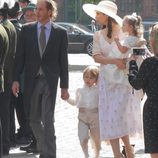 Andrea Casiraghi y Tatiana Santo Domingo con sus hijos en la boda de Ernst August de Hannover