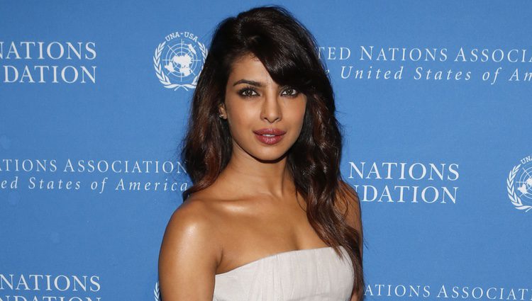 Priyanka Chopra en la Gala Benéfica de Naciones Unidas en 2013