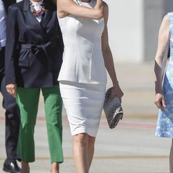 La Reina Letizia en su despedida en Barajas al comienzo de su Viaje de Estado a Reino Unido