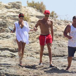 Cristiano Ronaldo y Georgina Rodríguez en la costa de las islas Pitiusas