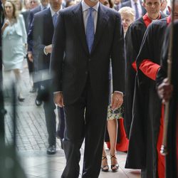 El Rey Felipe en la Abadía de Westminter