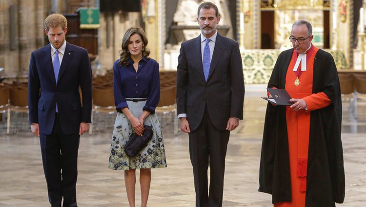 El Príncipe Harry y los Reyes Felipe y Letizia rinden homenaje a los Caídos en la Abadía de Westminster