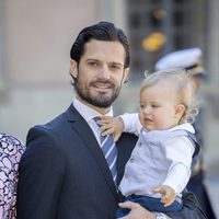 Carlos Felipe de Suecia con su hijo Alejandro en el 40 cumpleaños de Victoria de Suecia