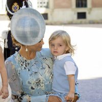 Magdalena de Suecia mira con ternura a su hijo Nicolás en el 40 cumpleaños de Victoria de Suecia