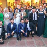 Canco Rodríguez, su mujer Marta Nogal y muchos amigos durante su boda