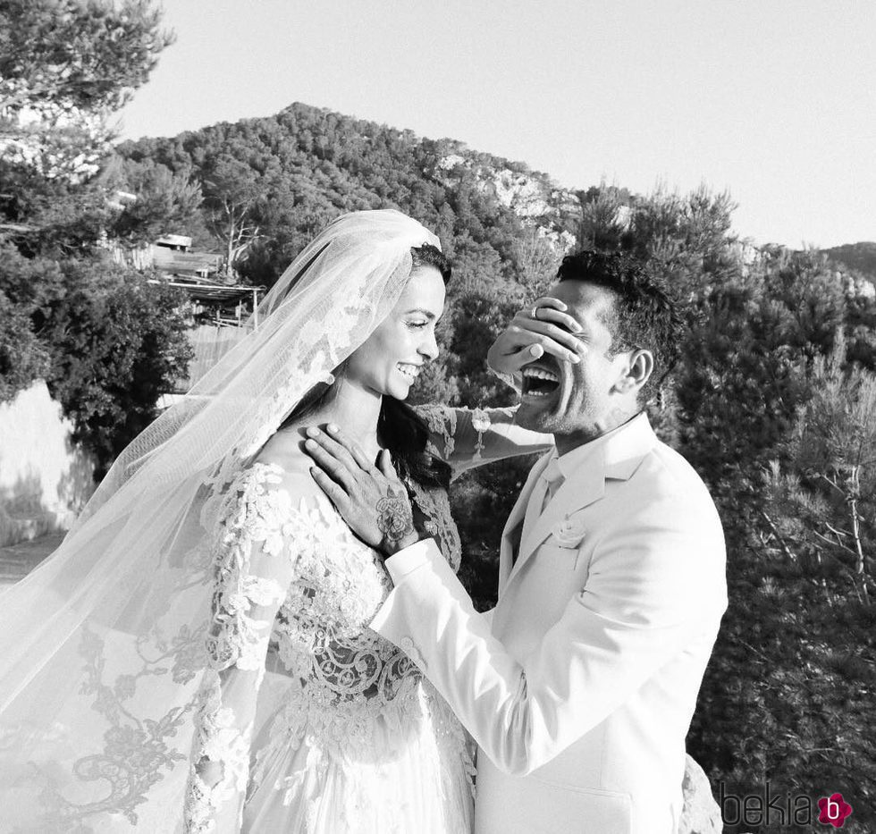 Dani Alves y Joana Sanz el día de su boda