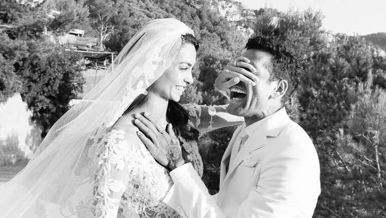 Dani Alves y Joana Sanz el día de su boda